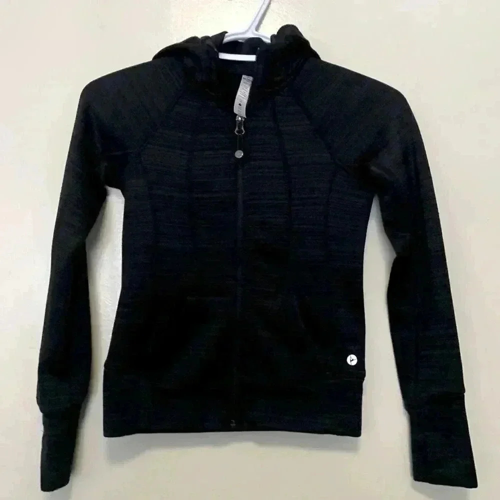 90ยฐ Degree by Reflex soft shell hoodie with fleece inside & easy grab zipper
